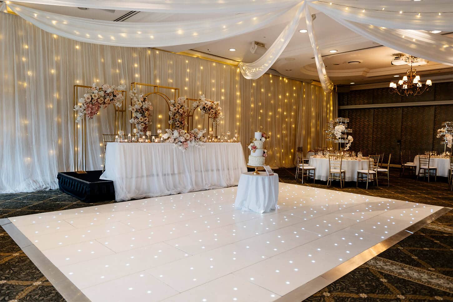 Stamford-Plaza-Bridal-Staging-Starlight-Dance-Floor