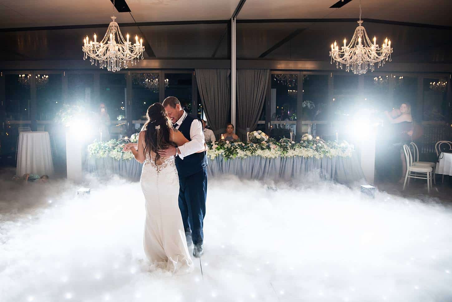 PRO Cloud Starlight Dance Floor Couple