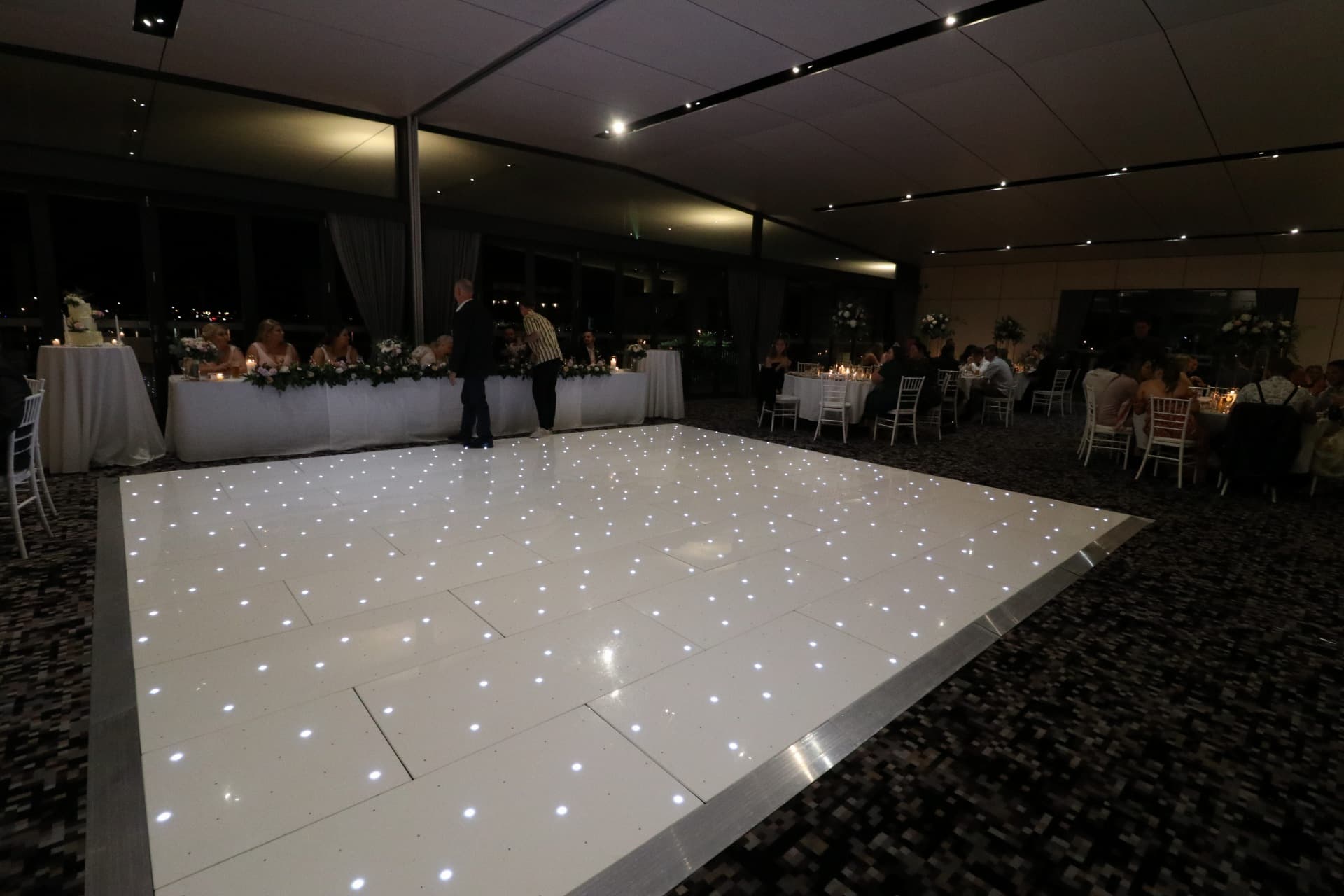 Sandstone Point Hotel Wedding Starlight Dance Floor 2
