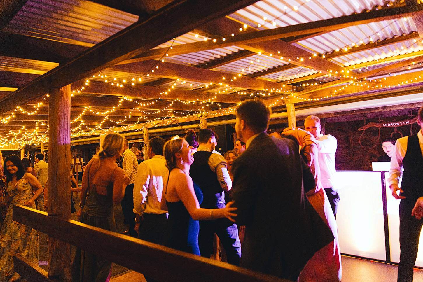 PRO Yandina Station Wedding DJ