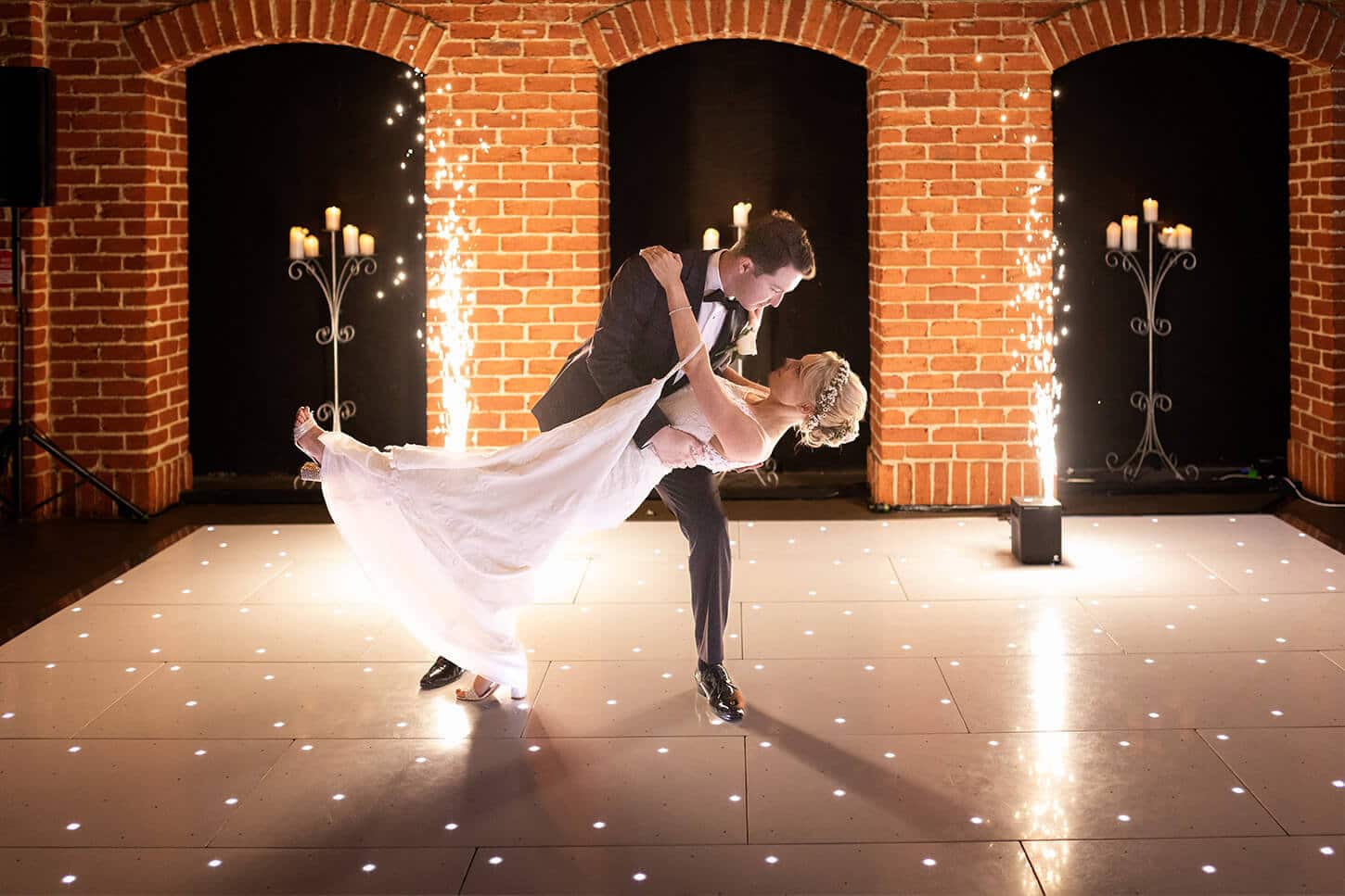 Sirromet Wines Starlight Dance Floor Sparkulars Wedding Dip