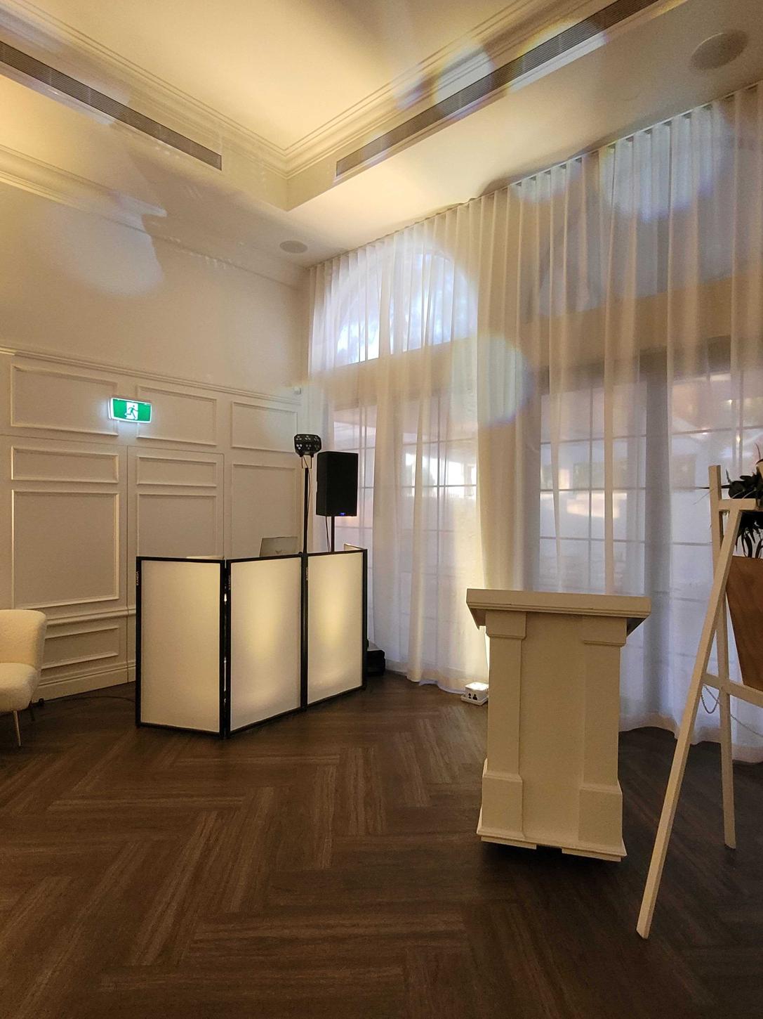 Braeside Estate Weddings DJ Setup Lighting